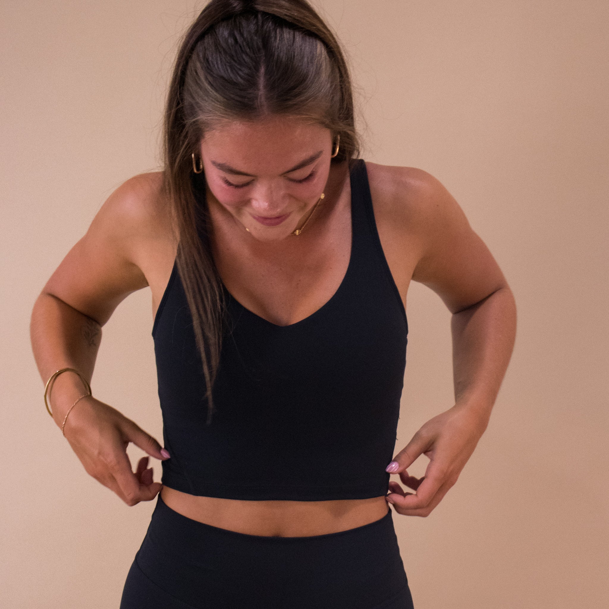 Flex V-Neck Bra with Scoop Back | A-D+ cup | Medium Support | Black